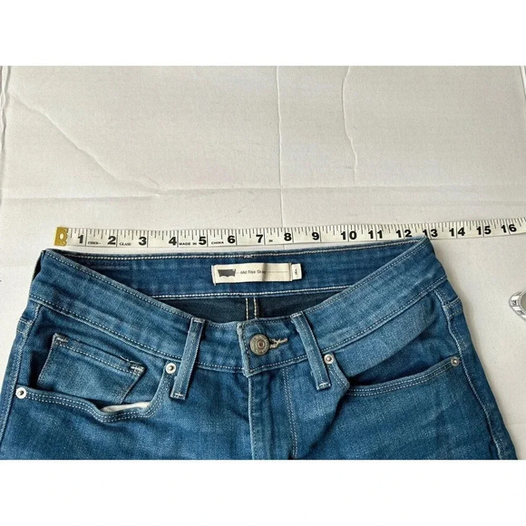 Levi’s Mid Rise skinny Jeans Size 4 - Picture 7 of 9